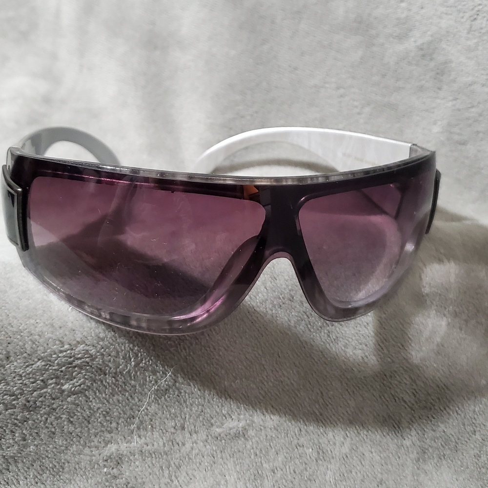 Bijoux Terner Fashion Amber Lense Sunglasses